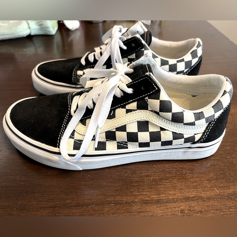 Vans Old Skool Checkered Shoes, Size 9.5 Women/8.0 Men.